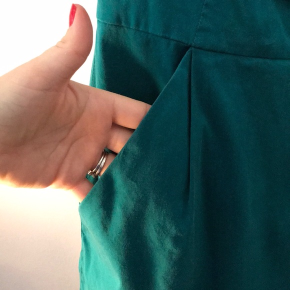 Emerald Ann Taylor Dress with POCKETS - 0 Petite - Picture 3 of 6